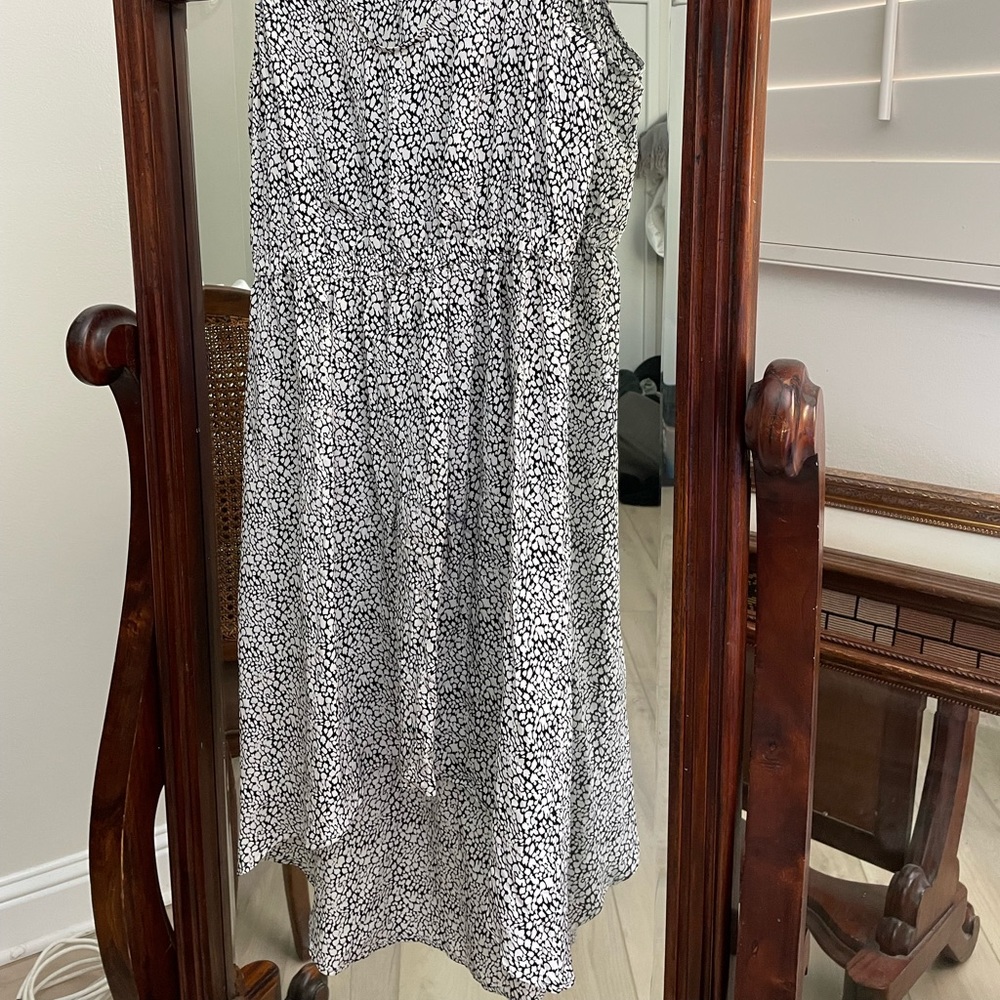 Twelfth street by Cynthia Vincent Barney’s New York Co Op silk dress